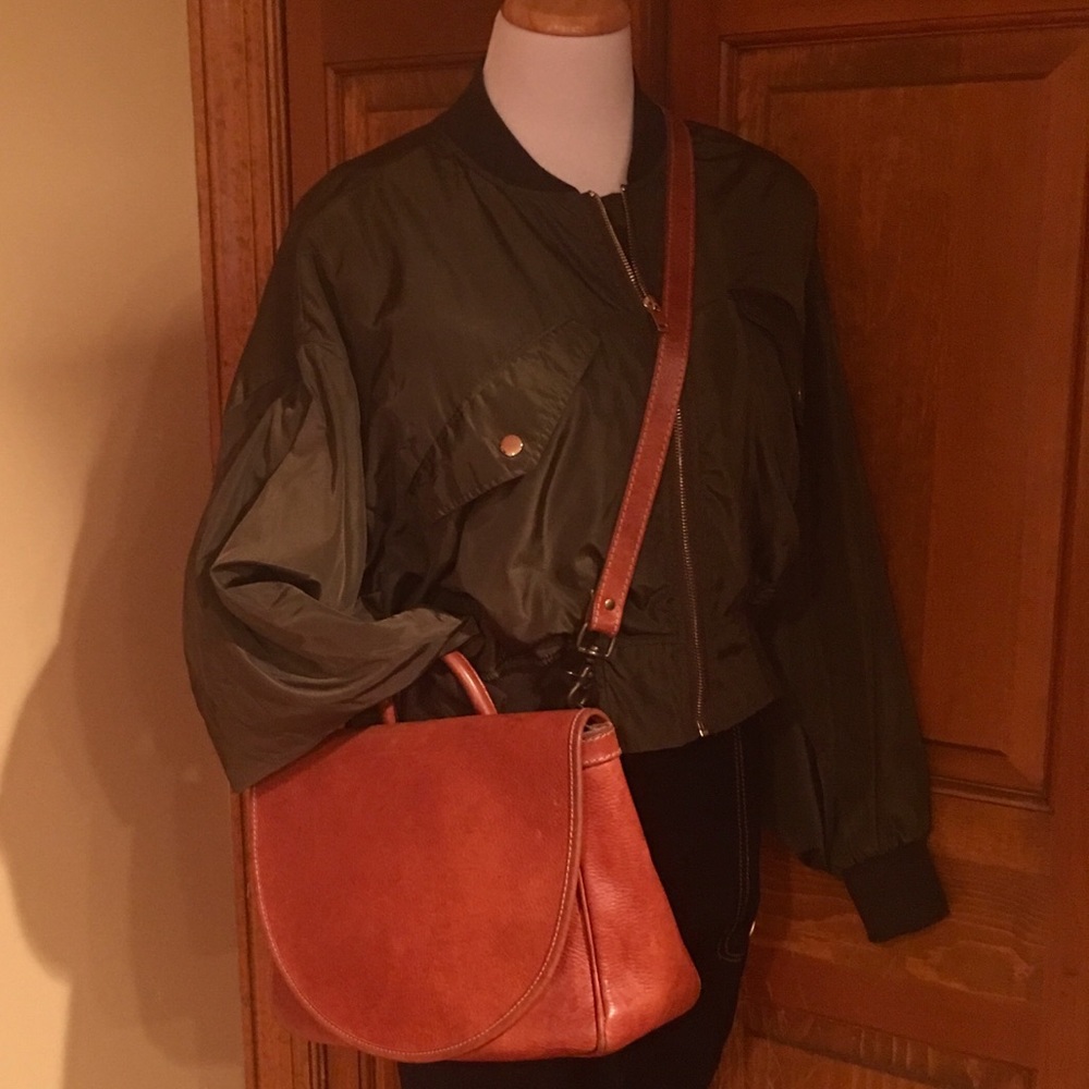 Boho Artisan Crafted Leather Vintage Saddle Bag